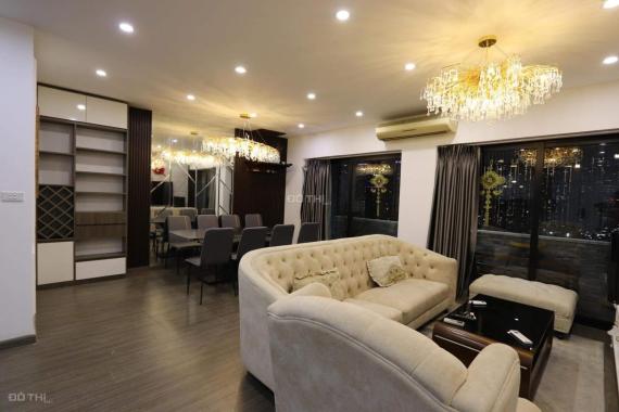 Siêu vip Ba Đình biệt thự 220m2 sổ đỏ đẹp kinh doanh, gara 3 ô tô trong nhà 4 tầng giá 28.5 tỷ