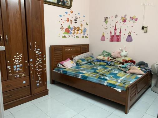 BÁN NHÀ NGUYỄN VĂN QUÁ, 4x15m, LỬNG ĐÚC, GẦN NHÀ HÀNG ĐÔNG PHƯƠNG