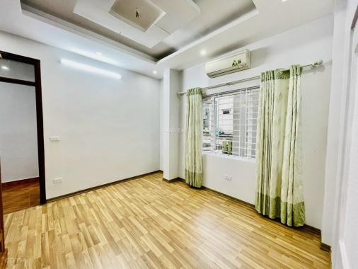 Bán nhà Nguyễn Khang, Cầu Giấy 46m2 xây 5 tầng, cách đường ô tô 10m giá 4,95 tỷ