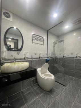 Ở đây có nhà mặt phố giá cực rẻ cần bán nhanh