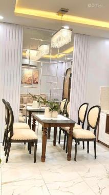 Phân lô ô tô vào nhà siêu hiếm Yên Duyên nội thất vip 61m2 4PN giá 100tr/m2