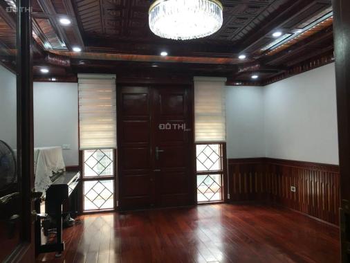 Bán gấp nhà khu 72ha mặt phố Vĩnh Phúc Hoàng Hoa Thám Ba Đình. DT 80 m2 giá 25 tỷ