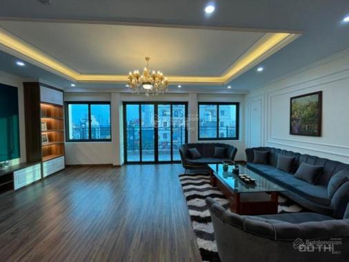 Bán nhà riêng tại phố Hoàng Cầu, phường Ô Chợ Dừa, Đống Đa, Hà Nội diện tích 80m2 giá 30.5 tỷ