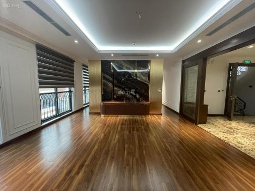 Cần bán gấp nhà phố Dương Khuê 94m2, 8T, MT 9.5m thang máy, phân lô vỉa hè ô tô tránh, kinh doanh