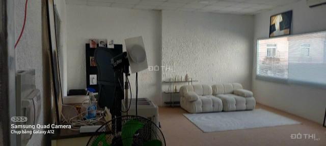 Bán rẻ lô đất đường 23 giá 10.5tỷ (8m x 19m) khu bên sông, Thủ Đức, đang cho thuê studio 15tr/tháng