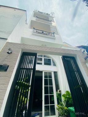 Bán nhà CHDV thu nhập 50tr Thảo Điền Q2, 3 lầu, giá 13,5tỷ view Landmark81. 0931834579