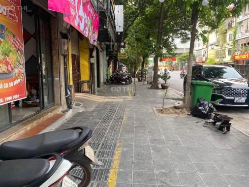 Chính chủ cần bán nhà MẶT PHỐ, TRẦN ĐẠI NGHĨA, HAI BÀ TRƯNG, 60M X 7T X 5M. KINH DOANH VỈA HÈ.