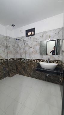 Bán nhà mặt ngõ 318 Đê La Thành, Đống Đa DT48m2x5 tầng mới, mỗi tầng 1PN. giá 4.4 tỷ