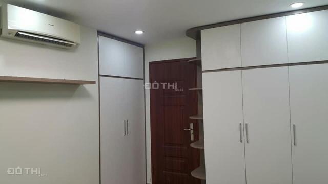 Cần cho thuê gấp Căn hộ Chung cư  Central Field 219 Trung Kính, giá 11.5tr/tháng, hướng Đông Nam