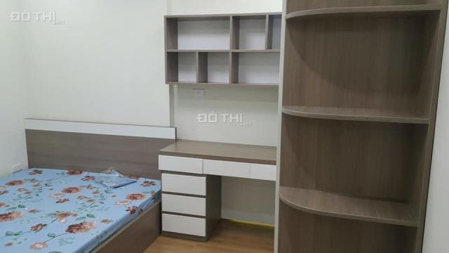 Cần cho thuê gấp Căn hộ Chung cư  Central Field 219 Trung Kính, giá 11.5tr/tháng, hướng Đông Nam