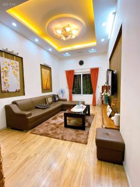 Rẻ nhất khu vực Phùng Hưng Hà Đông, 35m2 4T, nhà đẹp, phân lô, ô tô đỗ cửa