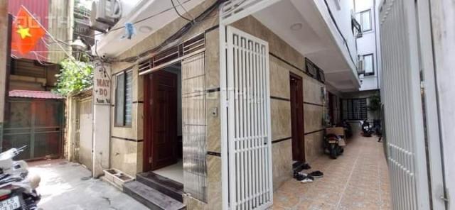 Lô góc 38m2 gần phố Trần Cung cần bán gấp