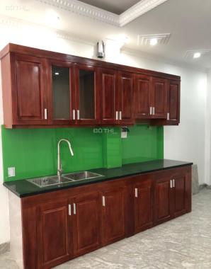 Cắt lỗ 500 triệu/căn, giá chỉ còn 2,75 tỷ, cần bán trong tháng, nhà 5 tầng, (ôto đỗ gần)