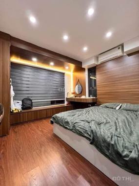 Bán nhà phố Dương Quảng Hàm, Cầu Giấy, 66m2 x 5 tầng, mặt tiền 6m, ô tô tránh, kinh doanh