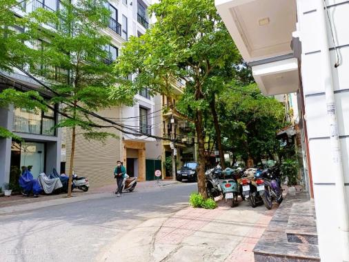 Bán gấp nhà Nguyễn Khánh Toàn 7t thang máy lô góc ngõ ô tô tải kinh doanh - hạ sâu 3 tỷ
