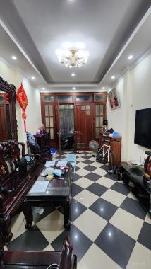 Chủ nhà dân xây Trần Quốc Vượng 37m2 gần phố 4 tỷ 4 cách phố tầm 50m2