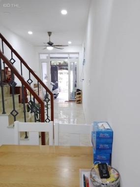 Cần bán nhà mặt tiền phường Bình An Quận 2 diện tích 40m2 nhỉnh 5 tỷ 3 tầng