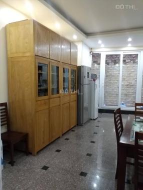 Bán nhà phố Lê Văn Hưu, kiểu biệt thự liền kề, 87.2m2 giá 26 tỷ - 0988125798