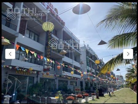 Chính chủ bán căn góc 3 mặt tiền Phú Quốc mặt đường 36m khu nhà phố thương mại CEO. Diện tích 220m2