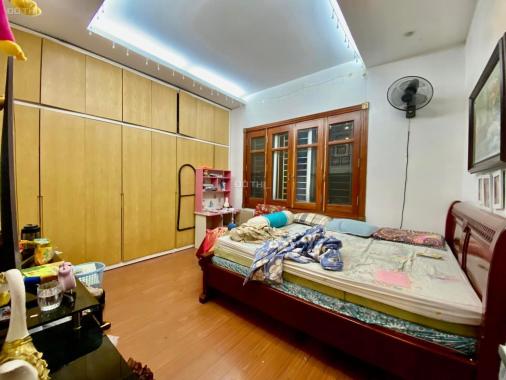 Bán nhà riêng tại phường Thượng Thanh, Long Biên, Hà Nội diện tích 65m2 giá 11.5 tỷ