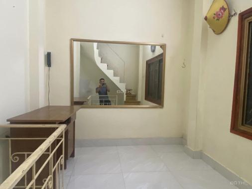 Nhà dưới 1 tỷ đẹp 4 tầng 1 tum - ba gác đỗ cửa cách ô tô 20m - Hồng Mai, Hai Bà Trưng