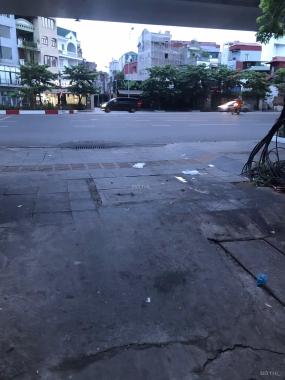 Đại La, Hai Bà Trưng, 1 nhà ra phố, oto đỗ cửa, thông ngõ, vị trí tuyệt đẹp, 44m2, hơn 5 tỉ