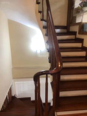 Bán nhà riêng 18/2 tại Đường Mạc Thái Tổ, Yên Hòa, Cầu Giấy, Hà Nội diện tích 55m2 giá 17.2 Tỷ