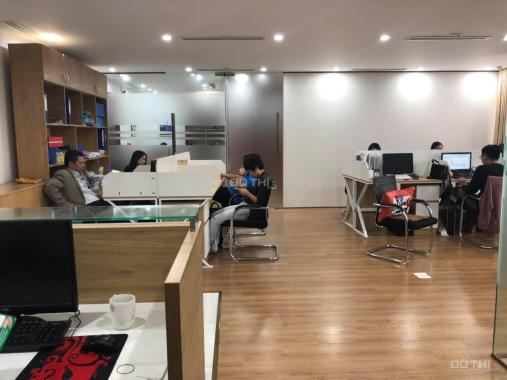Cho thuê căn hộ Central Field, 219 trung kính làm văn phòng, dt 150m2, đủ đồ văn phòng
