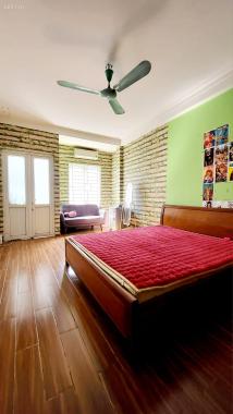 Bán Nhà Đặng Văn Ngữ - Quận Đống Đa. Lô Góc, Ngõ Thông, 41m x5 tầng. 4m