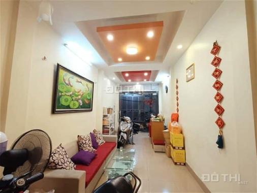Bán nhà Đội Cấn, ngõ kinh doanh ô tô tránh nhau, cách mặt Đội Cấn 15m
