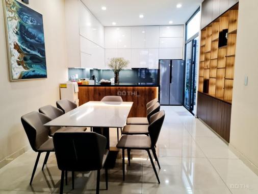 Cần bán nhà Phạm Công Trứ, Quận 2, 3 lầu, NT cao cấp, giá 16tỷ, 99.8m2