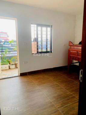 Bán nhà Kim Đồng-Tân Mai, 35m2, 5 tầng, mới, ngõ ba gác tránh xe máy, ô tô gần. Giá 3,3 tỷ
