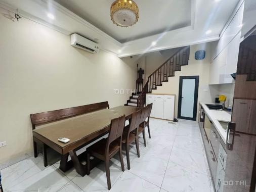 Nhà Đẹp Giá Rẻ Ngõ 68 Cầu Giấy- 26m2, 5 tầng, mặt tiền 3.8m. Giá chào nhỉnh 3 tỷ. Ở Ngay