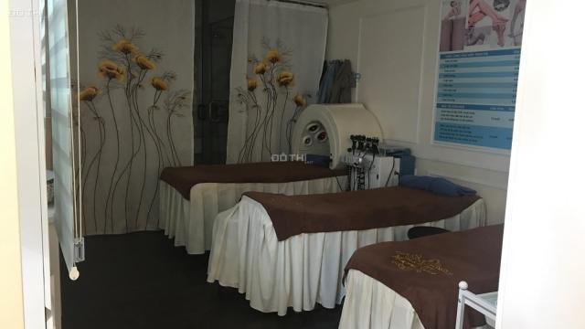Bán chân đế thương mại chung cư cao cấp Đội cấn 160m2, doanh thu 528 triêu/ 1 năm