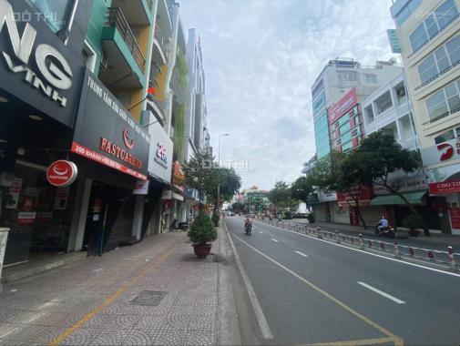 Bán tòa nhà MT Khánh Hội, P. 6, Q. 4,  6 lầu, giá 35 tỷ, cho thuê 70tr/tháng.