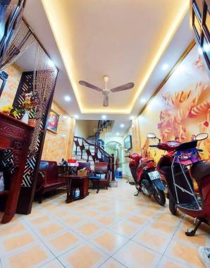 Bán nhà ngõ phố Trương Định, phường Tân Mai, Hoàng mai, Hà Nội xây dựng 3 tầng