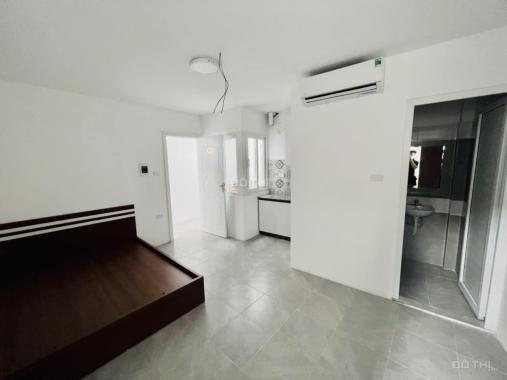 HOT HOT Siêu phẩm CCMN giá chưa đến 150tr/m2 Ngõ Hòa Bình, Đống Đa 37 phòng 8 Tầng