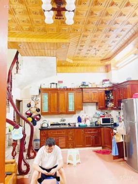 Bán nhà 5 tầng lô góc 3 mặt thoáng nở hậu Phố Thịnh Quang giá 4,55 tỷ