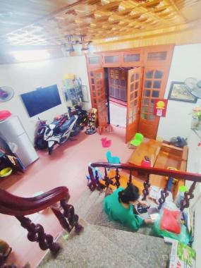 Bán nhà 5 tầng lô góc 3 mặt thoáng nở hậu Phố Thịnh Quang giá 4,55 tỷ