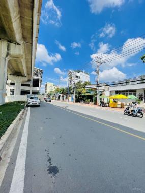 Mặt tiền full thổ 813m2 ngay ngã tư Bình Thái cách ga metro 50m được xây cao tầng giá còn TL sâu