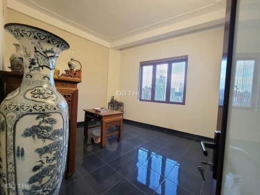 Bán nhà Kim Giang 50m* 4T, kinh doanh sầm uất, oto 7 chỗ tận cửa chỉ 5,x tỷ