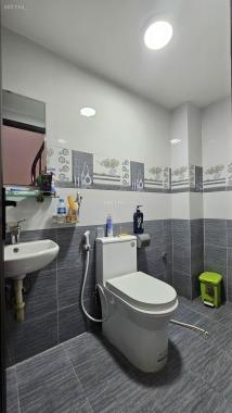 Nhà đẹp, lô góc, ở luôn, P. Trần Quốc Toản, Hoàn Kiếm 63m x 4PN x MT4.2m, 7.6 tỷ. LH: 0366051369