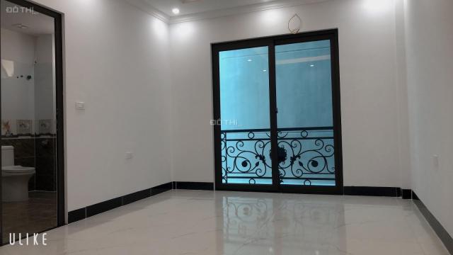 Bán nhà Xuân Phương, Trịnh Văn Bô, DT: 31m2 x 5 tầng, hướng Tây Bắc, giá 2.7 tỷ. LH: 097.3535.231