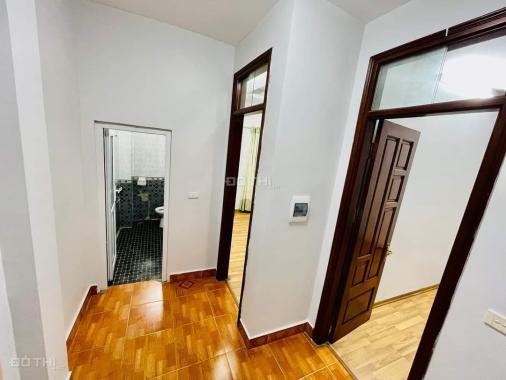Bán nhà 44m2, mặt tiền 5.4m, 5 tầng Trương Công Giai, ngay gần Công viên Cầu giấy