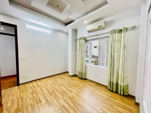 Bán nhà 44m2, mặt tiền 5.4m, 5 tầng Trương Công Giai, ngay gần Công viên Cầu giấy
