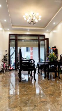 Tăng toàn bộ nội thất  BÁN NHÀ CẦU GIẤY Ô TÔ TRÁNH 35M2 GIÁ 4 tỷ 5 0359597345