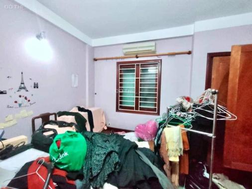 Trung Tâm Cầu Giấy - Nhà Đẹp Tự Xây - GẦN Ô TÔ - Ngõ thông thoáng- An sinh đỉnh cao