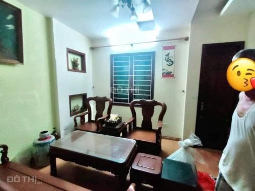 Trung Tâm Cầu Giấy - Nhà Đẹp Tự Xây - GẦN Ô TÔ - Ngõ thông thoáng- An sinh đỉnh cao