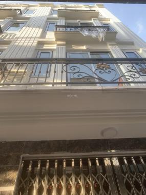 BÁN NHÀ TỔ 11 YÊN NGHĨA HÀ ĐÔNG HÀ NỘI 42 M 5 TẦNG CHỈ 3. TỶ 200 TRIỆU LH 0966598554