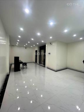 CHỦ CẦN TIỀN BÁN GẤP NHÀ MẶT PHỐ NGUYỄN KHANG 60M 6 TẦNG THANG MÁY 17,5 TỶ.